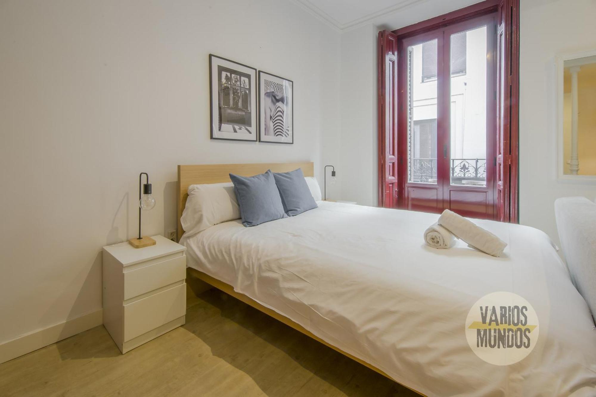 Beautiful Loft Para 3Pax En Huertas-Cortes Madrid Extérieur photo