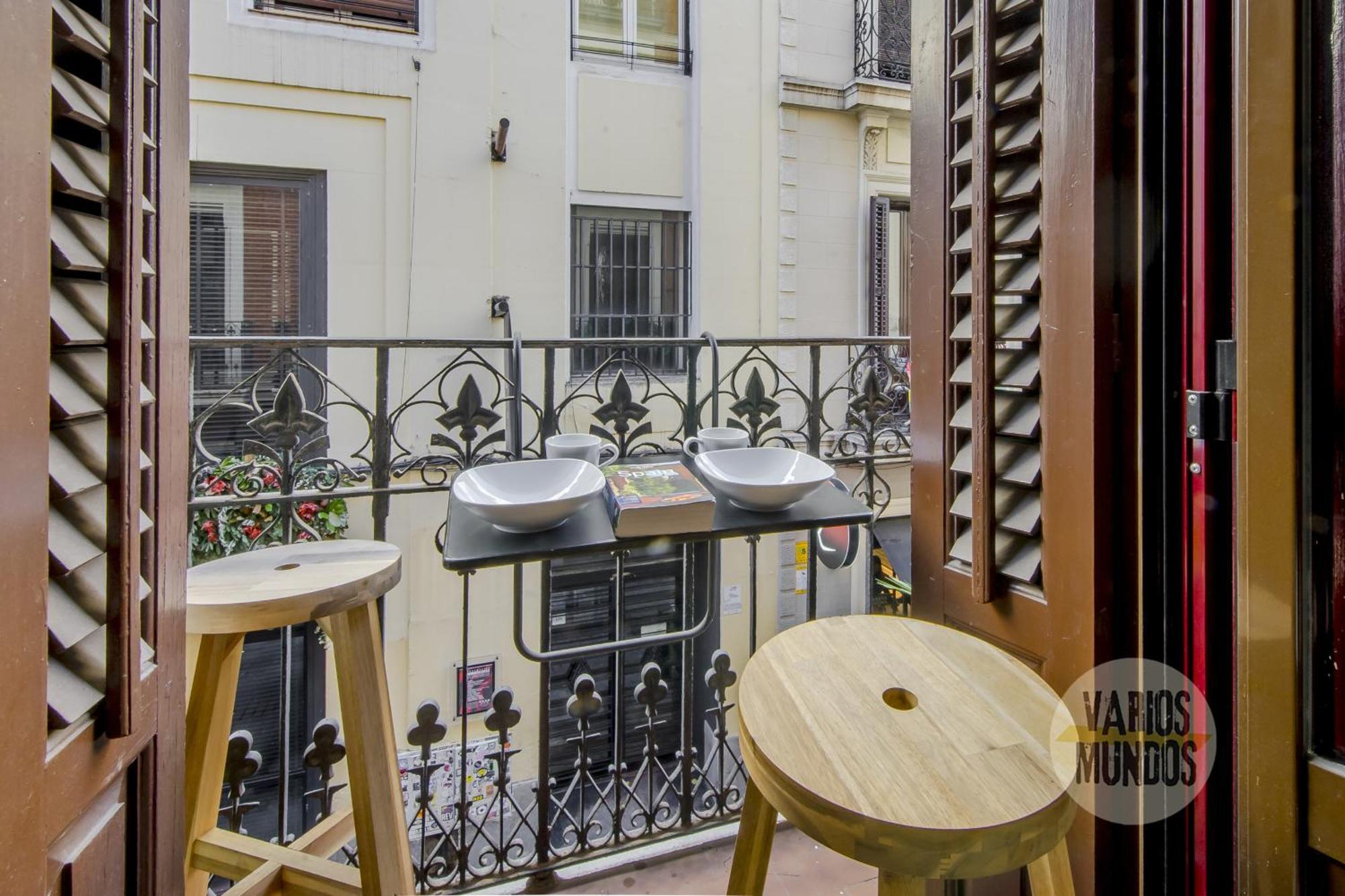 Beautiful Loft Para 3Pax En Huertas-Cortes Madrid Extérieur photo