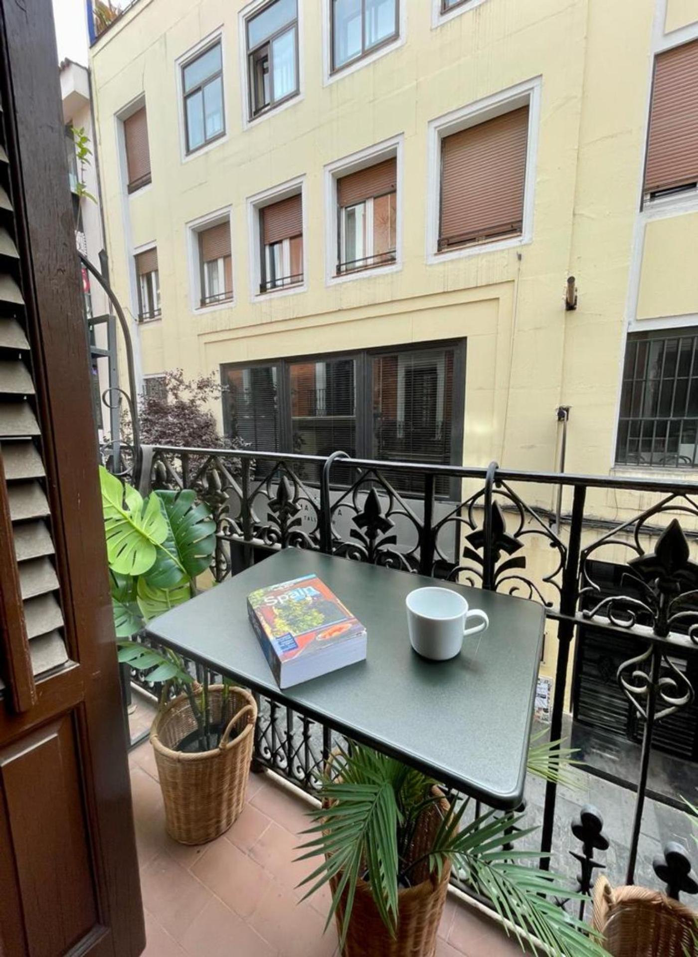 Beautiful Loft Para 3Pax En Huertas-Cortes Madrid Extérieur photo